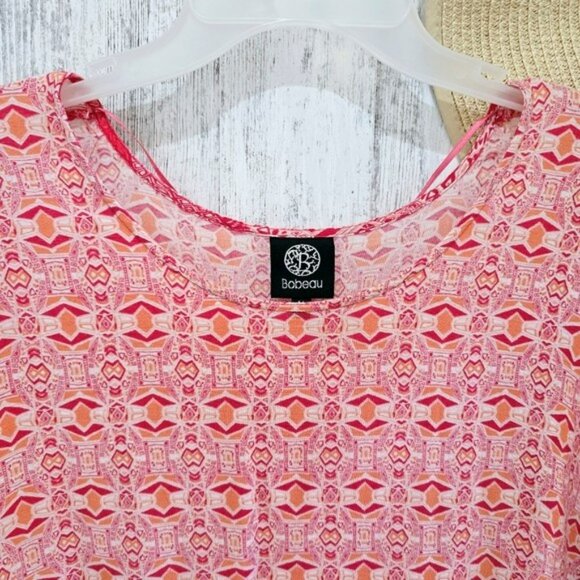 Bobeau Women's Blouse Size Medium Pink Bohemian Flowy Beachy Vacation Geometric - Picture 3 of 14